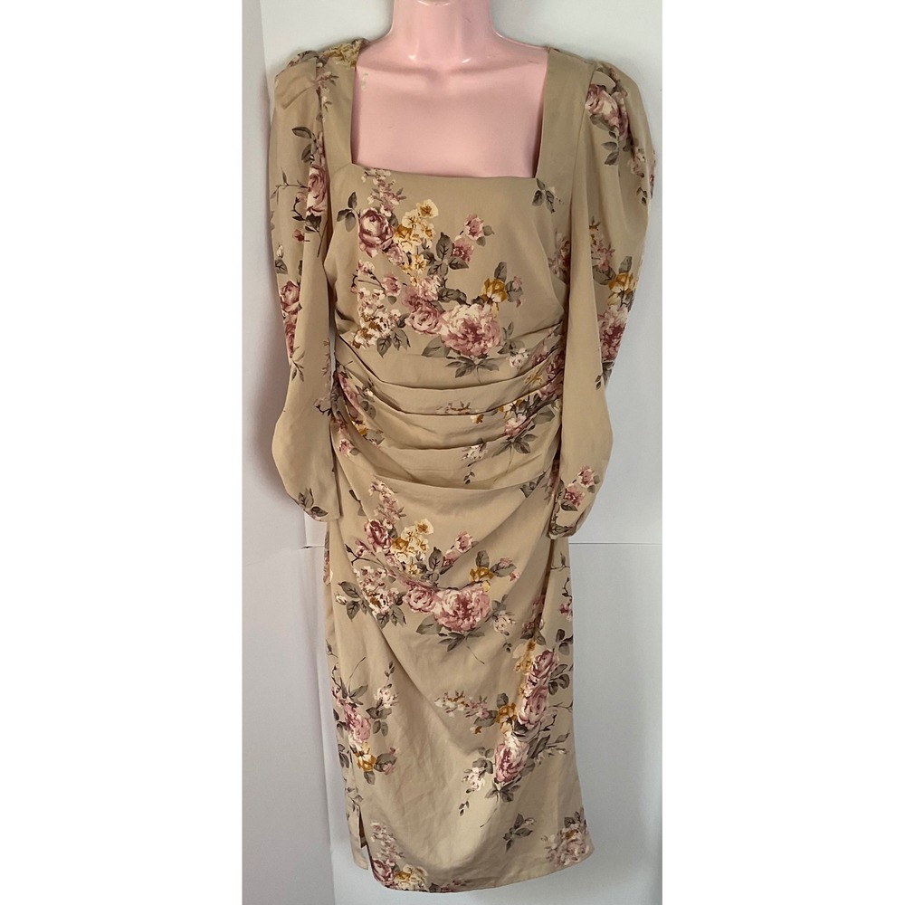 ASTR The Label Blush Floral Ruched Midi Dress Square Neck ADR100819 NWT Medium